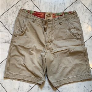 Hollister khaki shorts